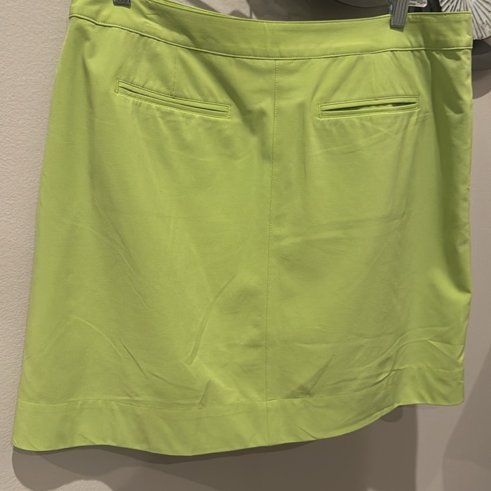Cutter & Buck Light Green lime green skirt/skort size US10 pre owned - Picture 3 of 5